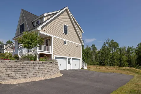 31 Huntington Way Kittery ME 03904