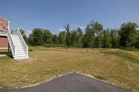 31 Huntington Way Kittery ME 03904