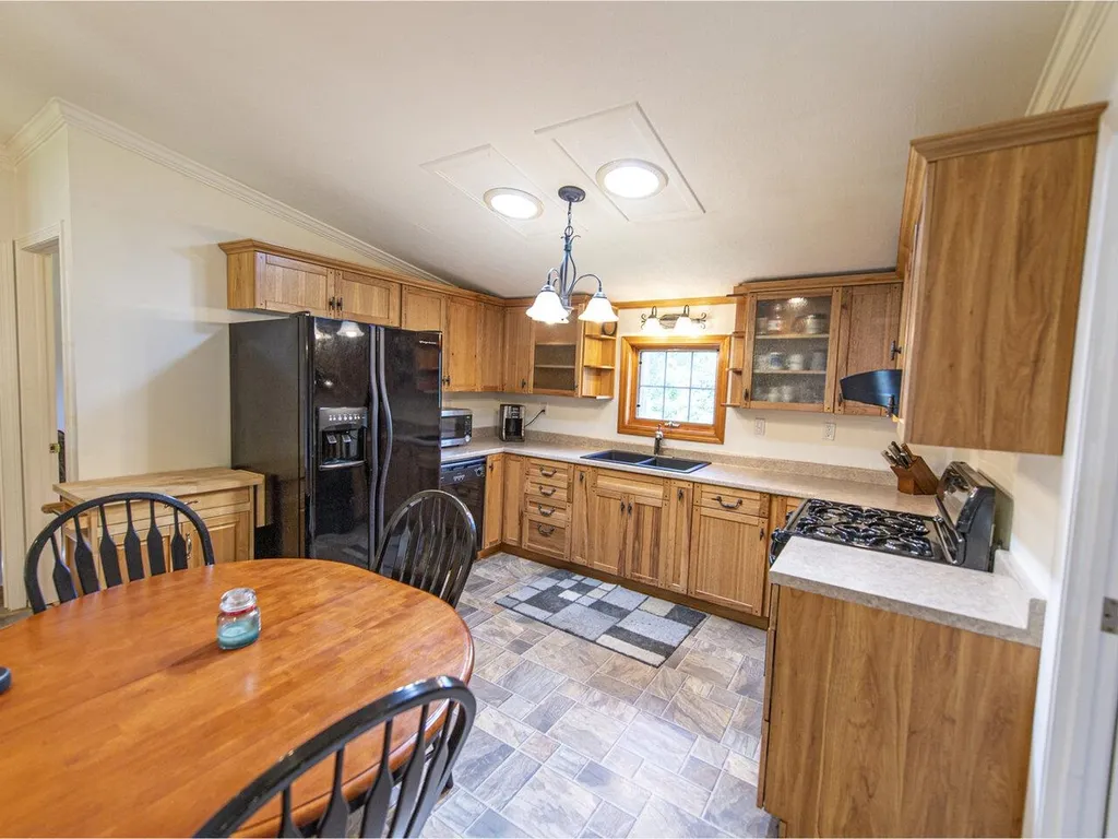 85 Timothy Way Williston VT 05495