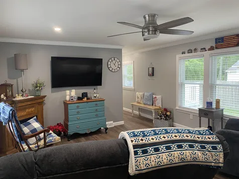 26 Ray Street Gorham NH 03581
