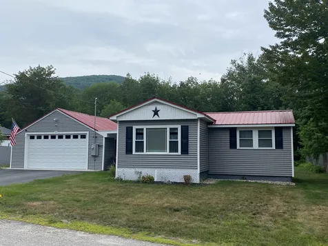 26 Ray Street Gorham NH 03581