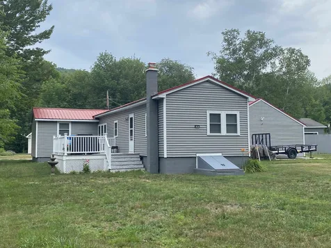 26 Ray Street Gorham NH 03581