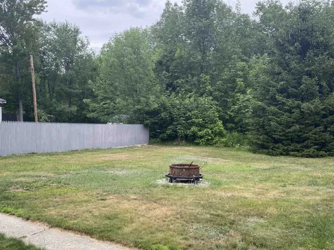26 Ray Street Gorham NH 03581