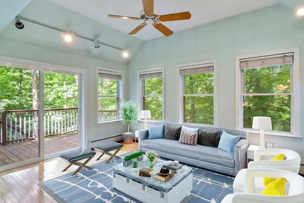 33 Moonlight Drive Newmarket NH 03857