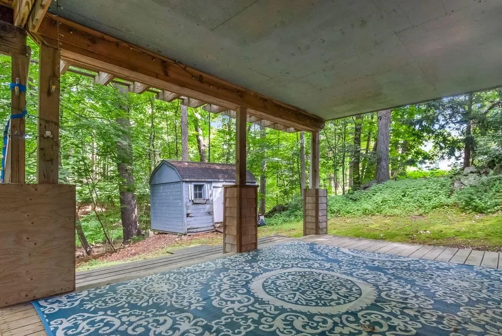 33 Moonlight Drive Newmarket NH 03857