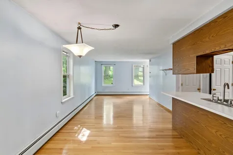 33 Moonlight Drive Newmarket NH 03857
