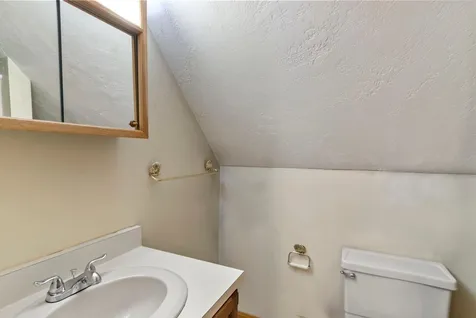 33 Moonlight Drive Newmarket NH 03857