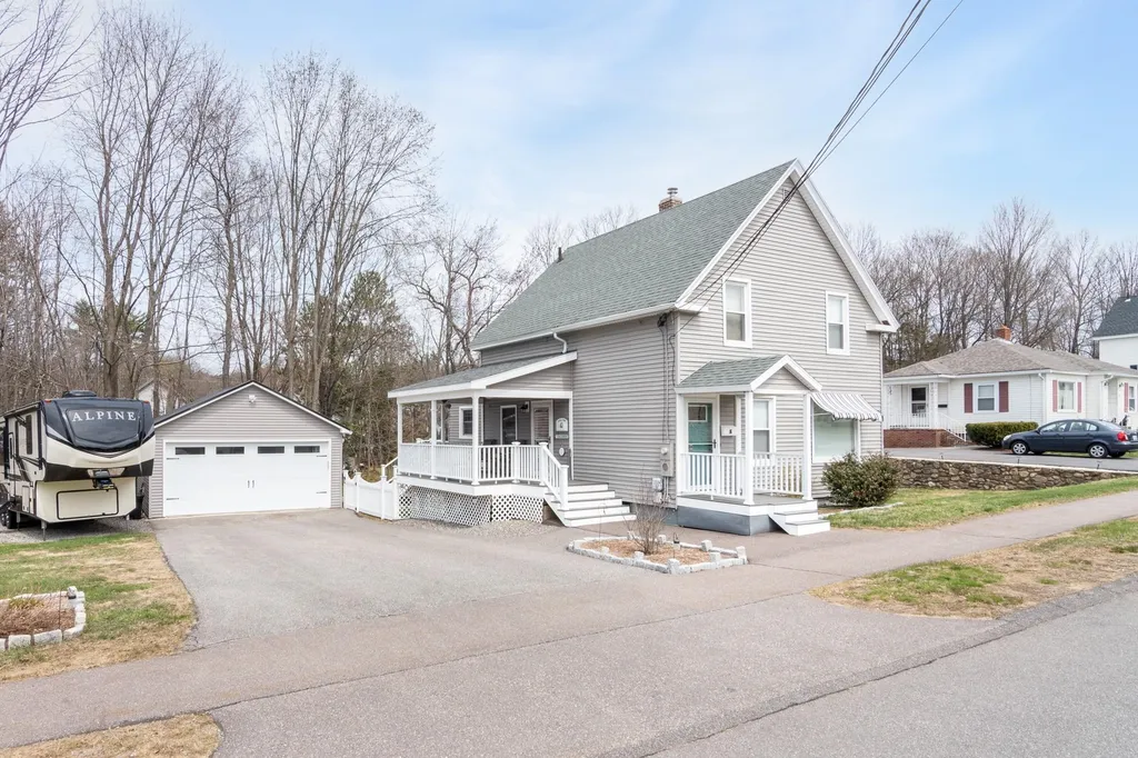 16 Cedar Street Laconia NH 03246