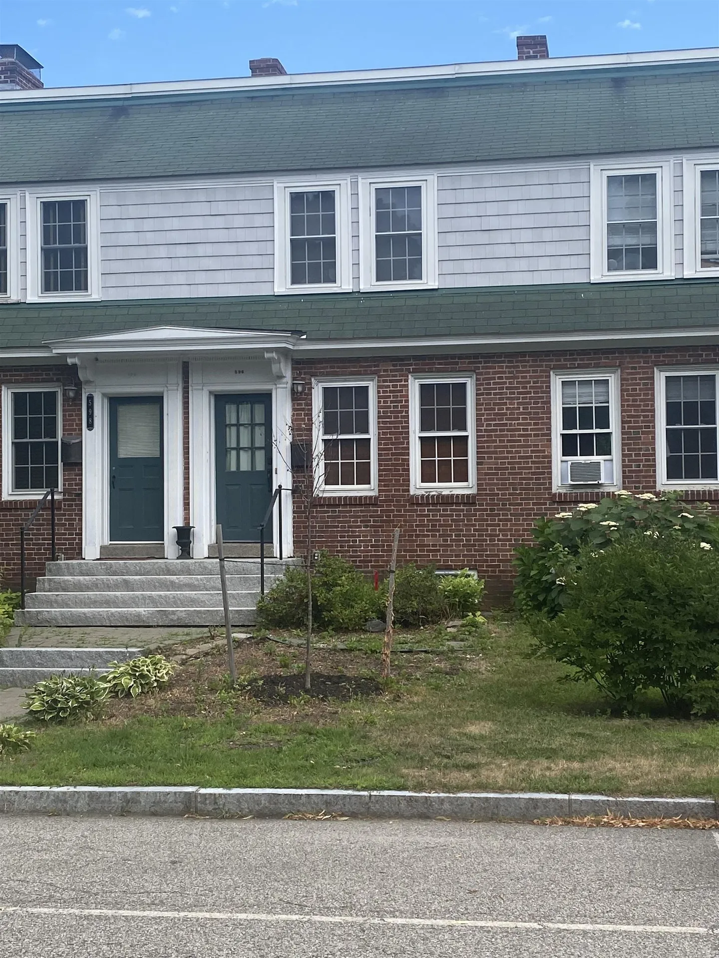 596 Kearsarge Way Portsmouth NH 03801