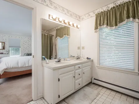 28 Fielding Way Rye NH 03870