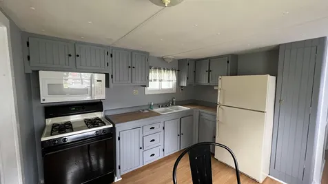 38 Longmeadow Drive Concord NH 03301
