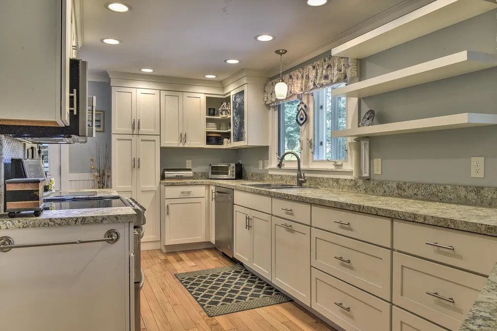 12 Harold Road Keene NH 03431