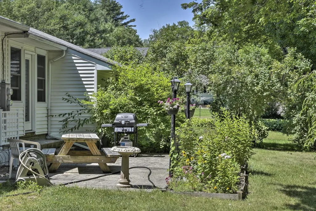 12 Harold Road Keene NH 03431
