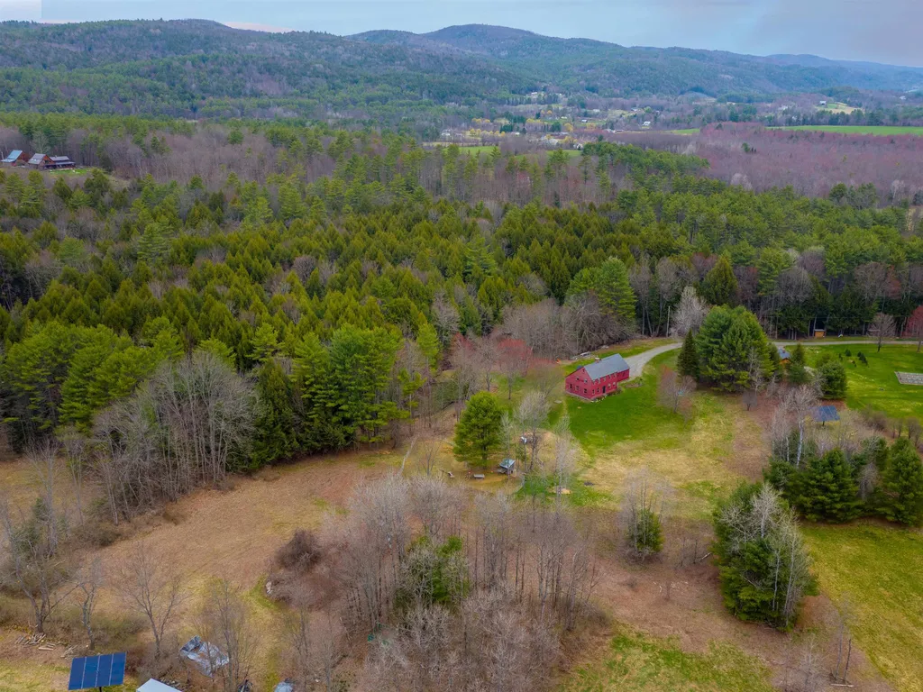 601 Cadwell Road Thetford VT 05043