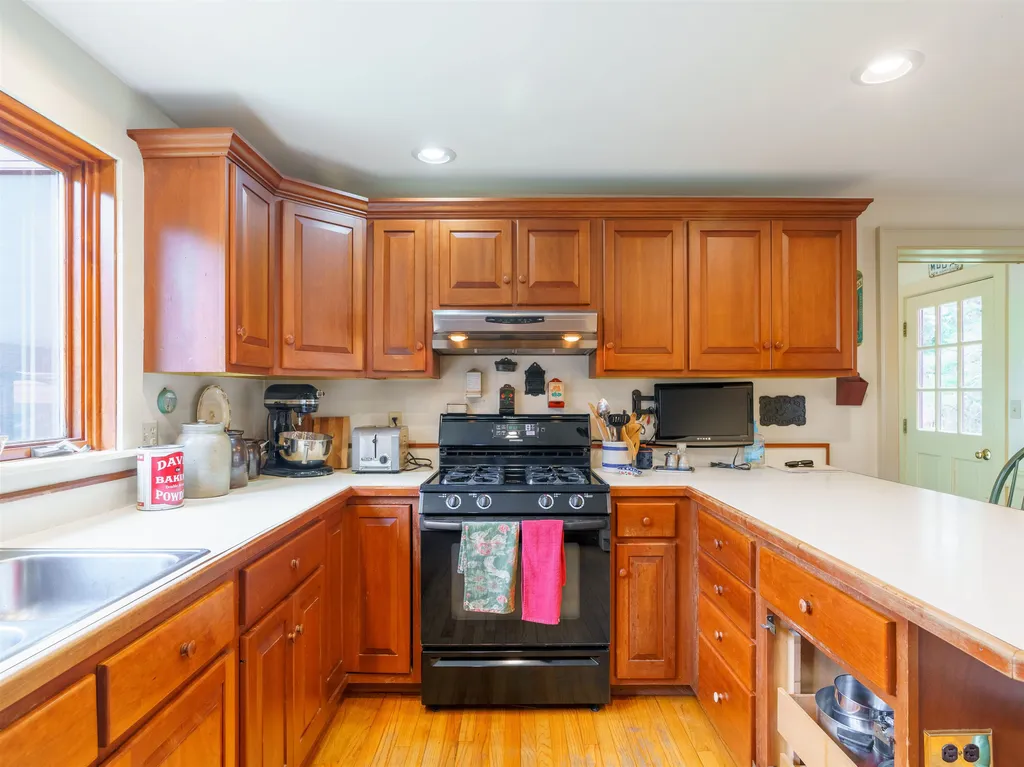 601 Cadwell Road Thetford VT 05043