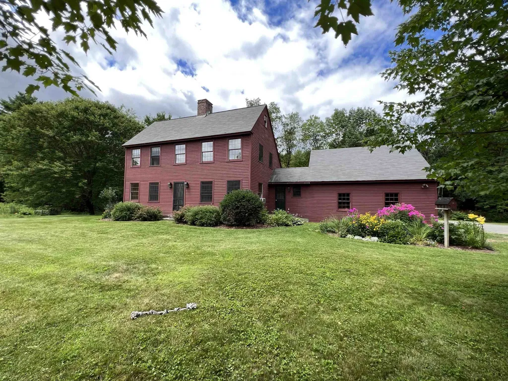 601 Cadwell Road Thetford VT 05043