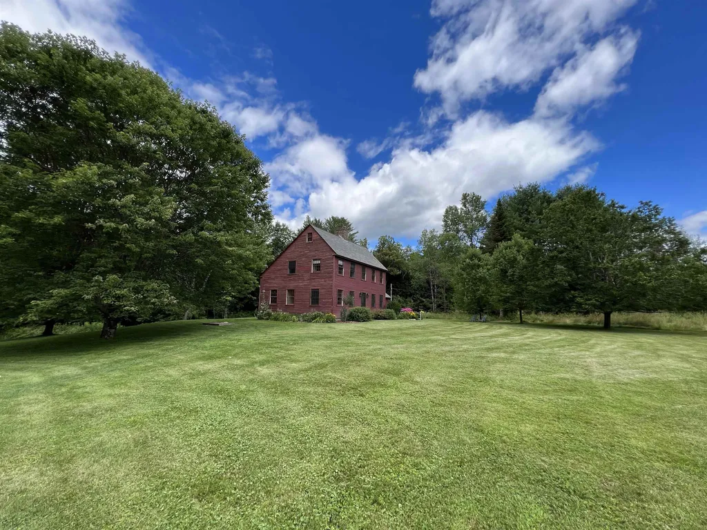 601 Cadwell Road Thetford VT 05043