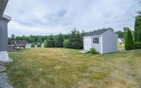 101 Freedom Hill Road Hampstead NH 03841