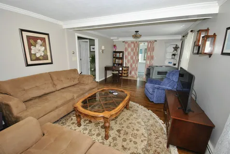 21 Boisvert Street Manchester NH 03103