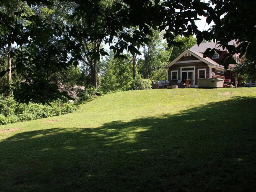 94 Wild Ginger Lane Shelburne VT 05482