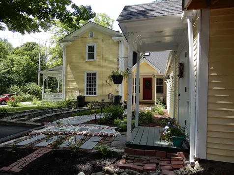 54 Turnpike Road Grafton NH 03240