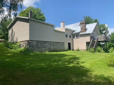 261 Cross Road Newport Town VT 05857