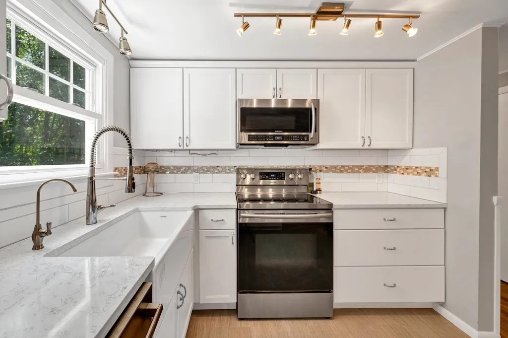 21 Christian Ridge Road Wolfeboro NH 03894