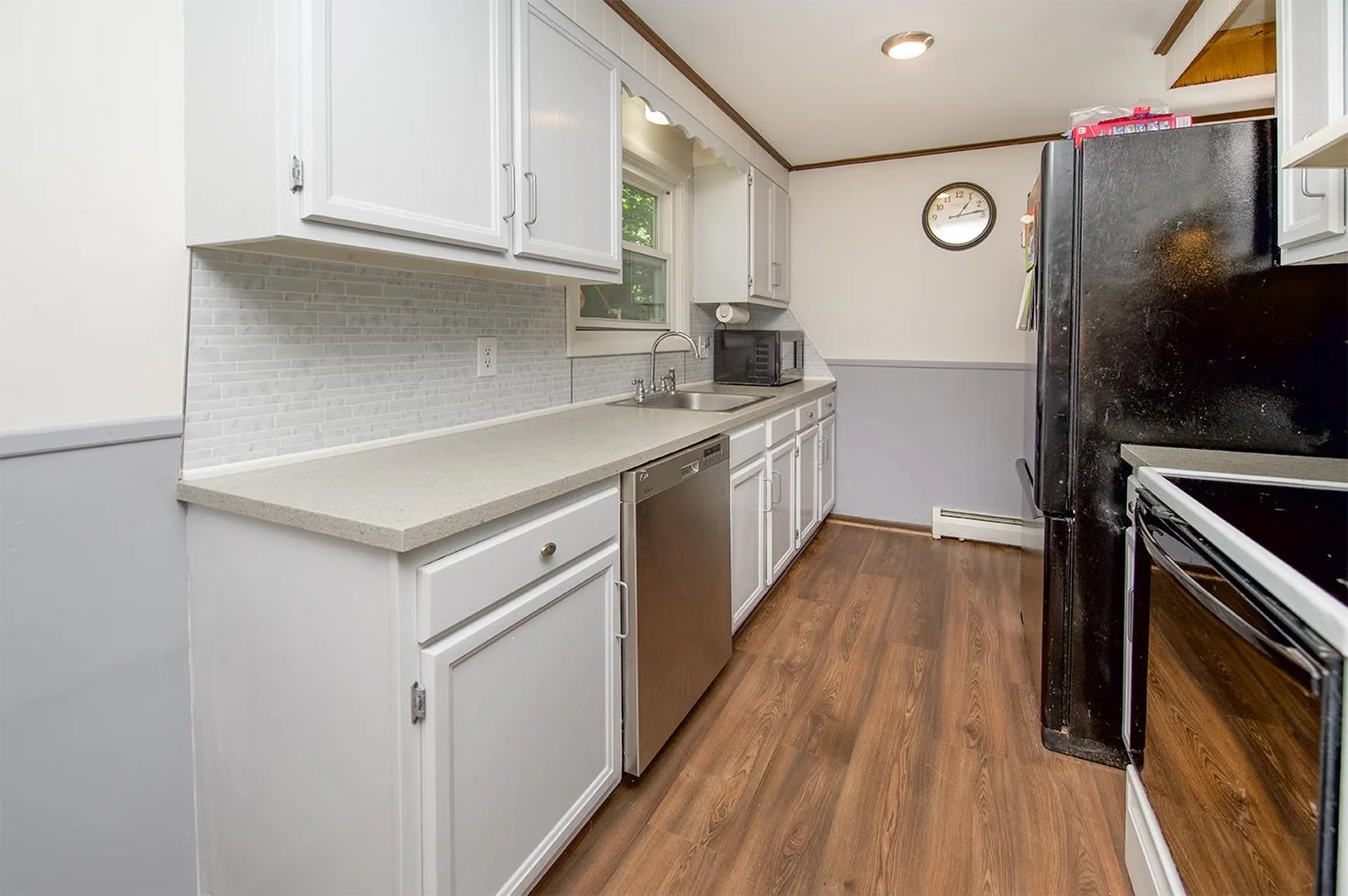 2 Bartlett Street Newton NH 03858