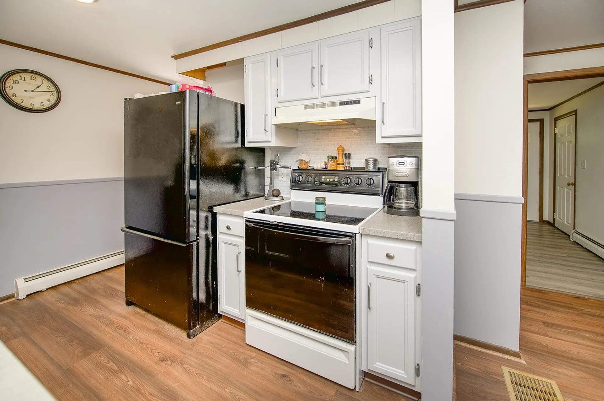 2 Bartlett Street Newton NH 03858