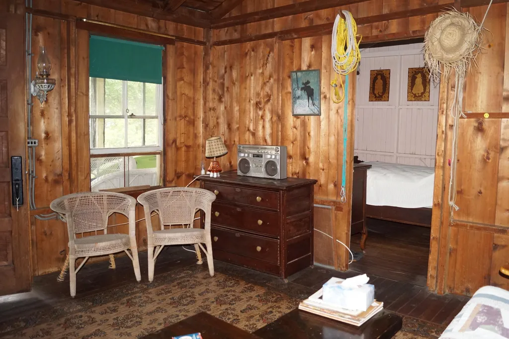 13 Wood Road Pelham NH 03076