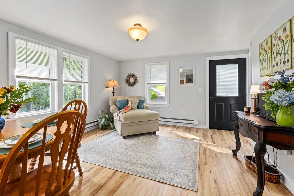 285 Hanover Center Road Hanover NH 03750