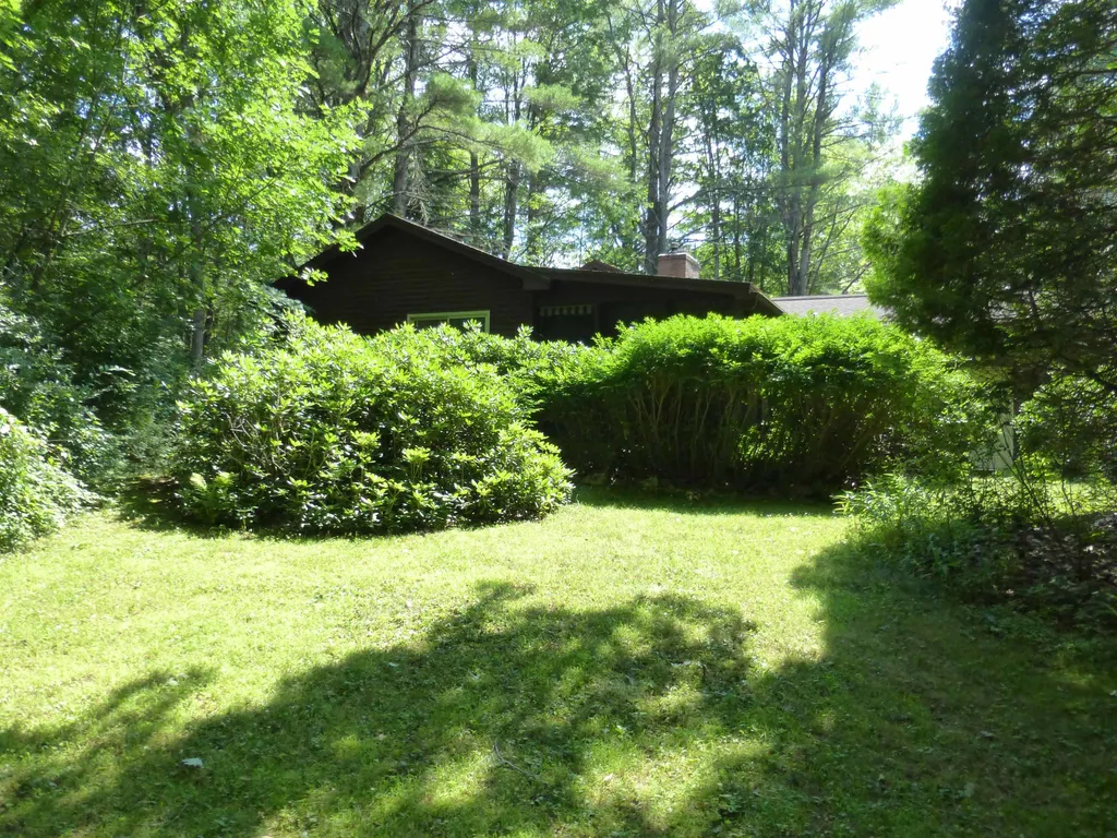 358 Page Road Bow NH 03304