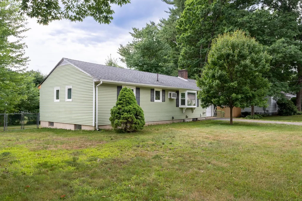 42 Taft Road Portsmouth NH 03801