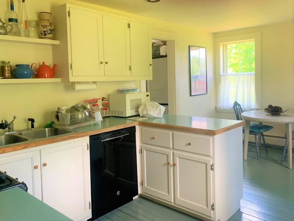 2305 South Road Woodstock VT 05091