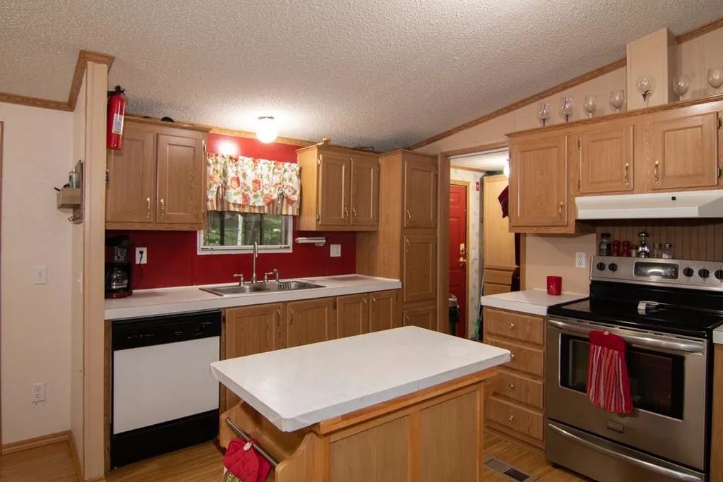 8 Morgan Road Rochester NH 03868