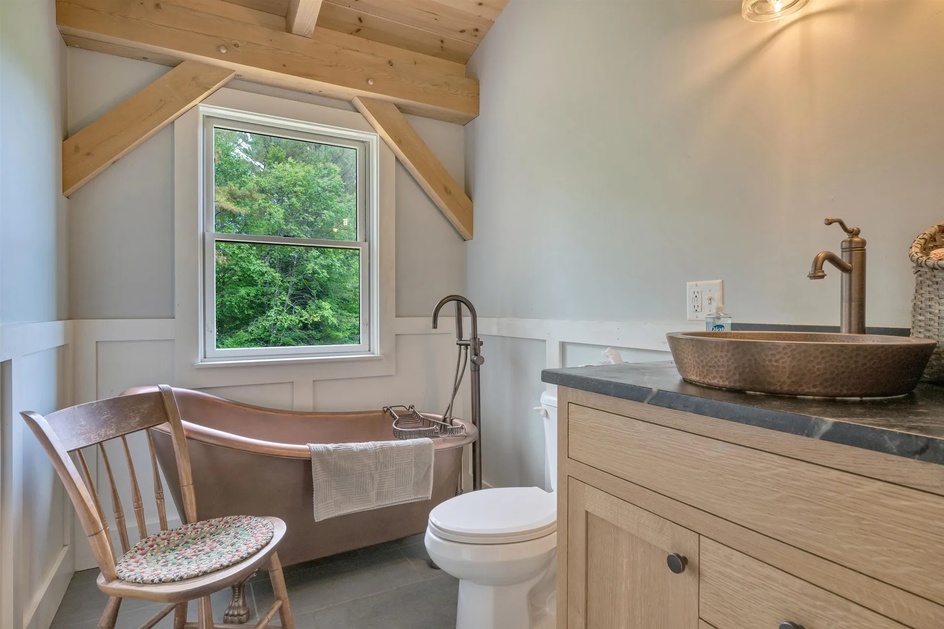 8126 Pomfret Road Pomfret VT 05053