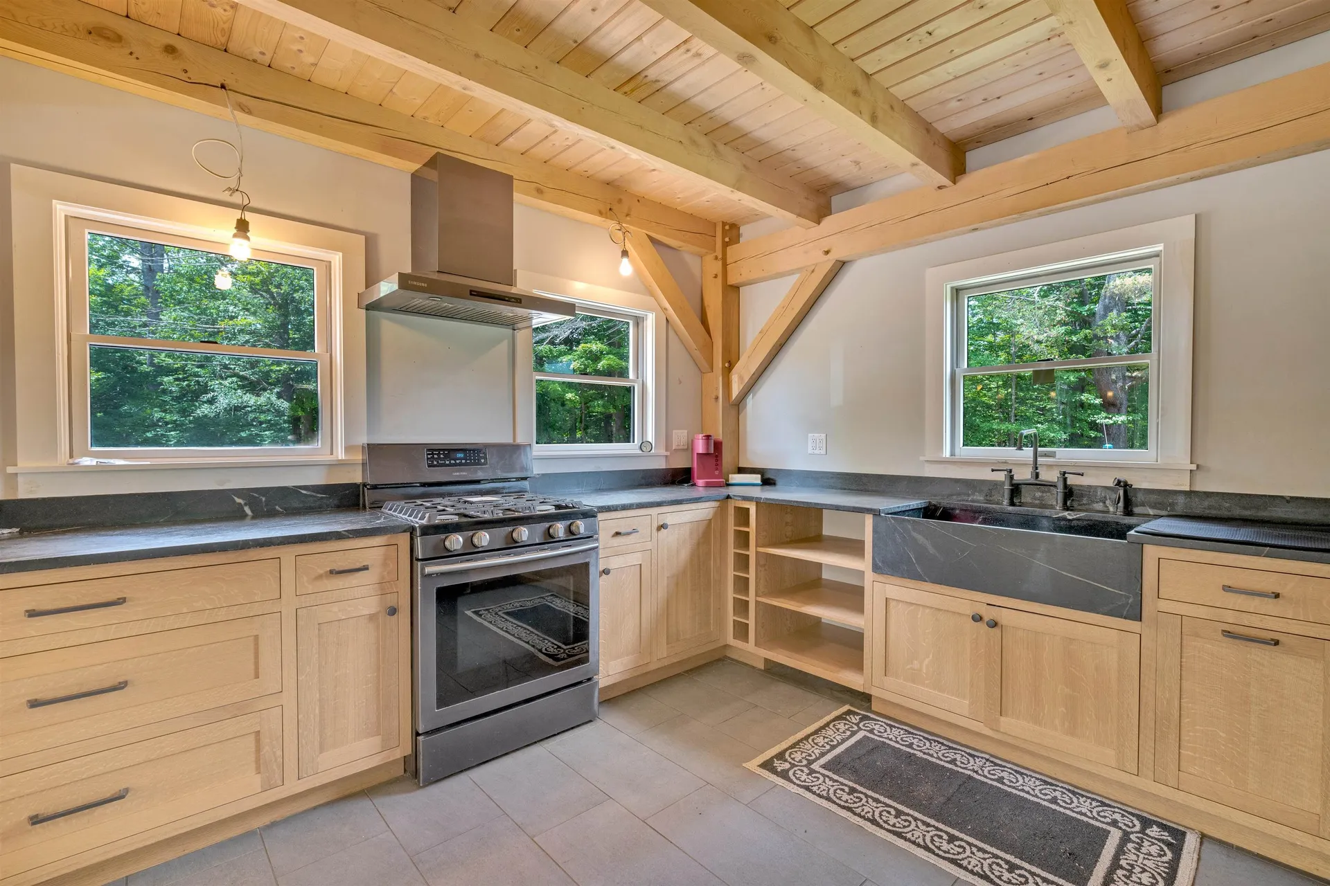 8126 Pomfret Road Pomfret VT 05053
