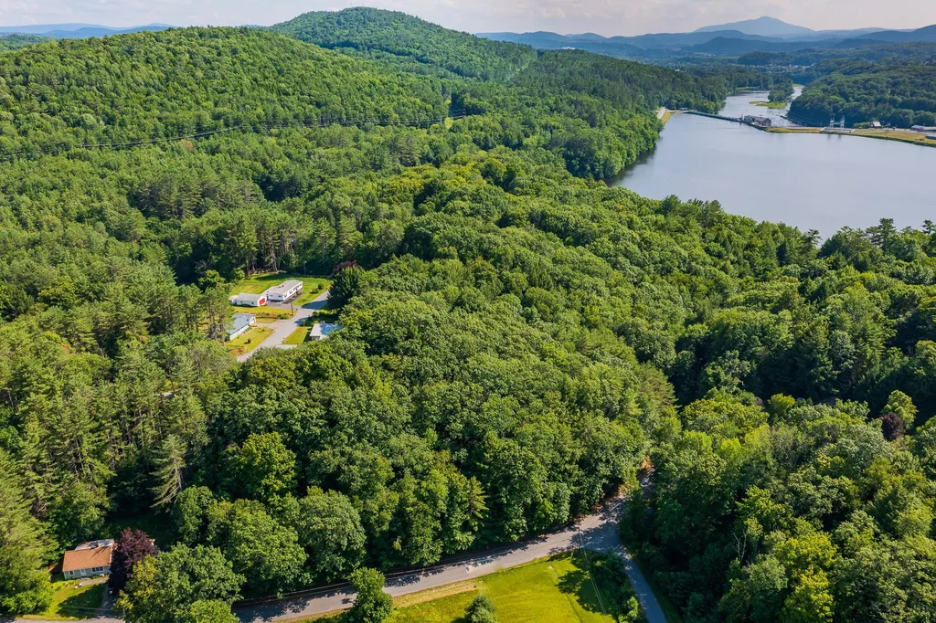 0 Lakeview Drive Lebanon NH 03766