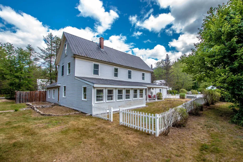 44 Greenstone Street Conway NH 03813