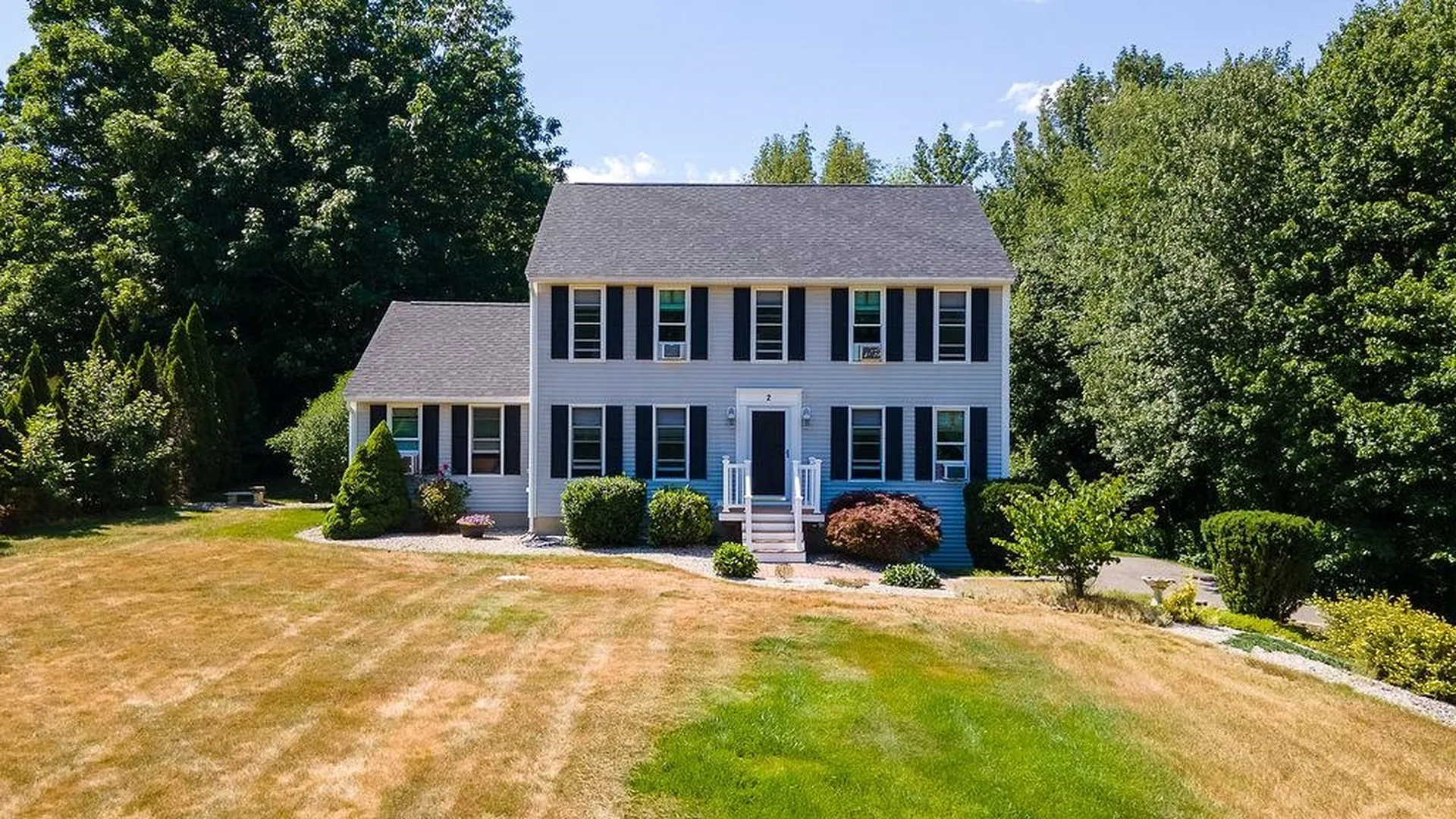 2 Sara Beth Lane Londonderry NH 03053