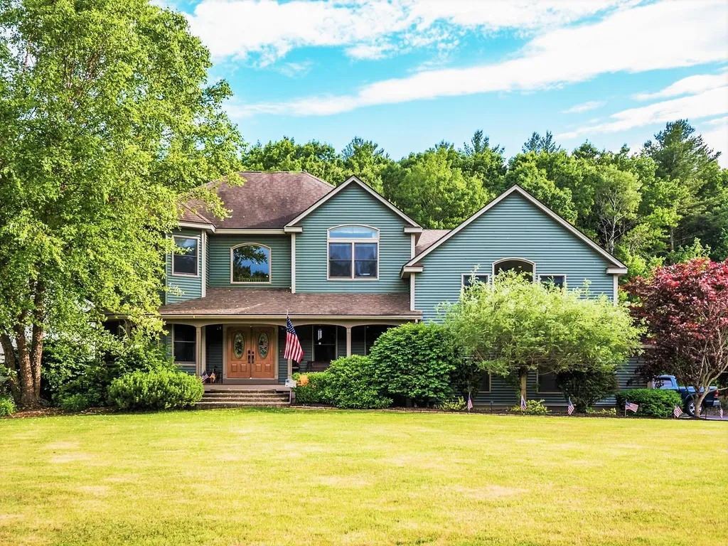 23 Silver Brook Road Salem NH 03079
