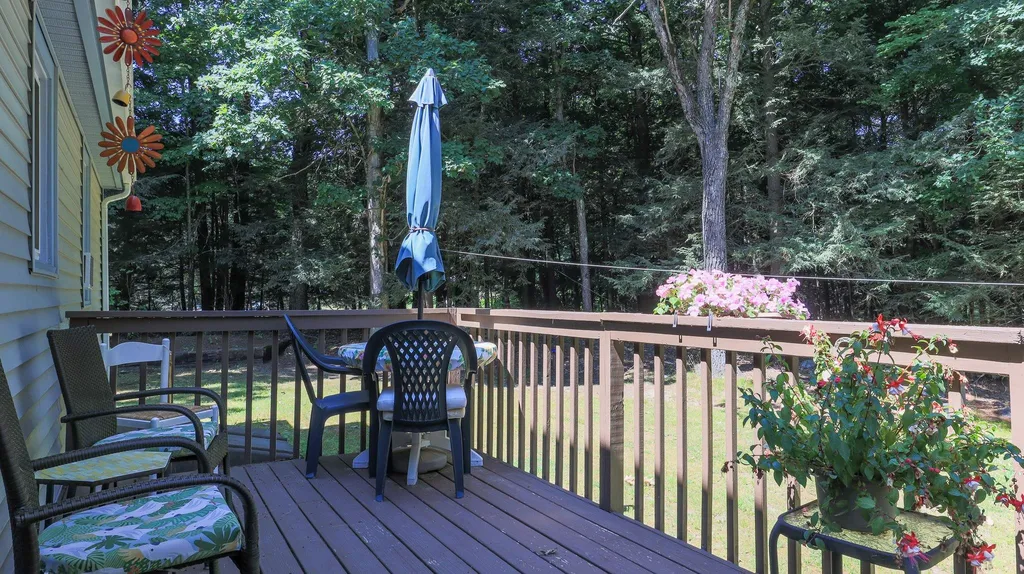 26 Whipplewill Road New Boston NH 03070