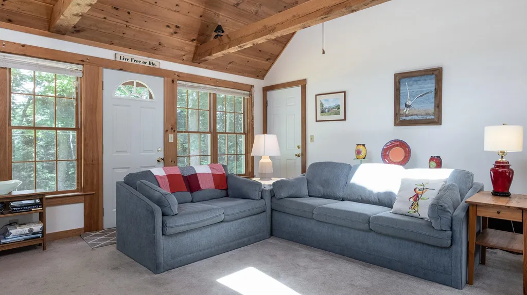 26 Whipplewill Road New Boston NH 03070