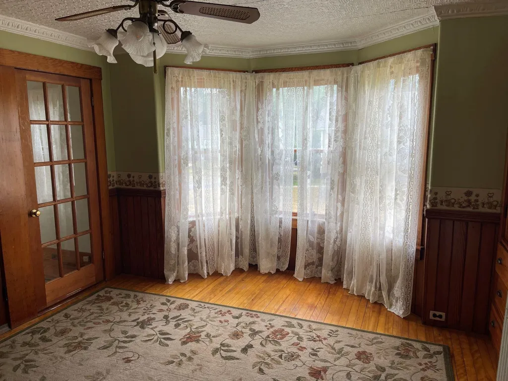 31 Pleasant Street Hinsdale NH 03451