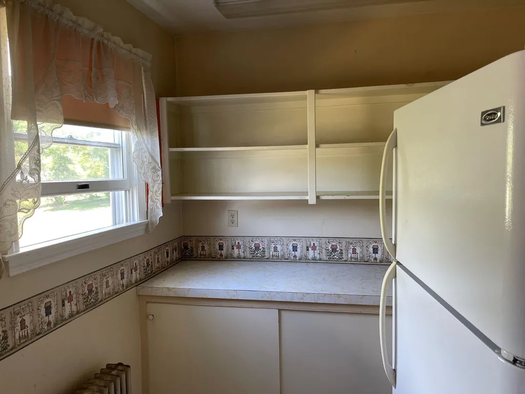 31 Pleasant Street Hinsdale NH 03451
