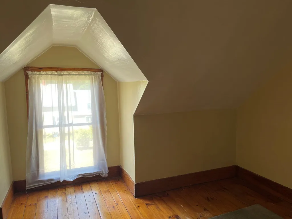 31 Pleasant Street Hinsdale NH 03451