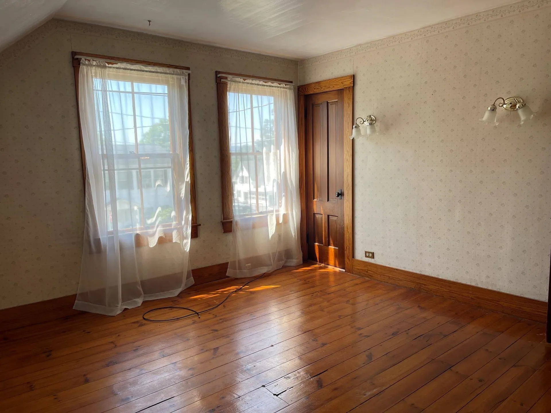 31 Pleasant Street Hinsdale NH 03451