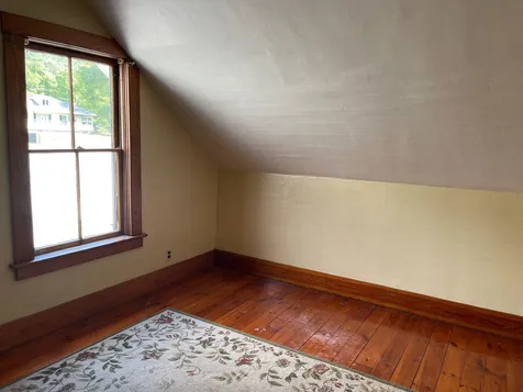 31 Pleasant Street Hinsdale NH 03451