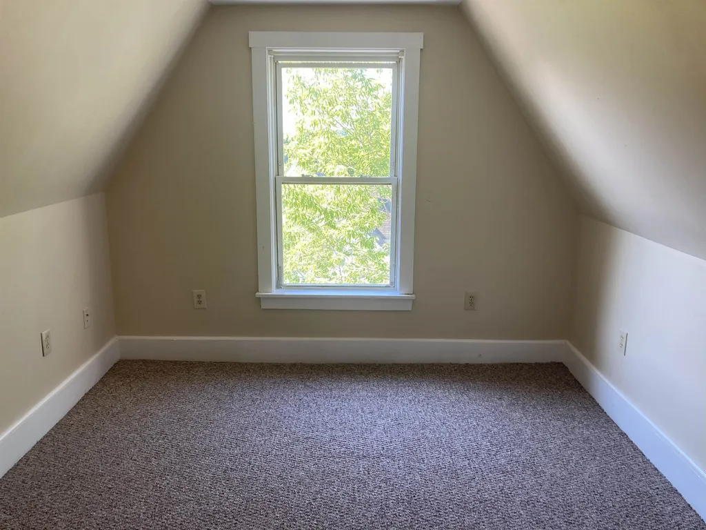 440 Laurel Street Manchester NH 03103