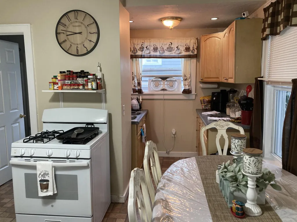 440 Laurel Street Manchester NH 03103